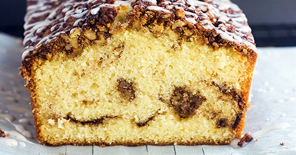 Cinnamon Coffee Cake With Walnut Streusel Topping