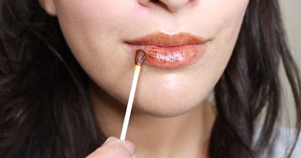 20 Natural Beauty Tricks Using Ingredients From Your Pantry