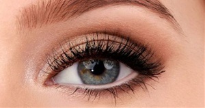 15 Easy & Gorgeous Makeup Looks For Beginners