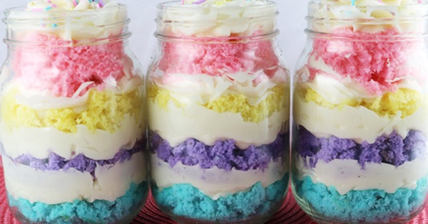 16 Irresistible Desserts in a Jar